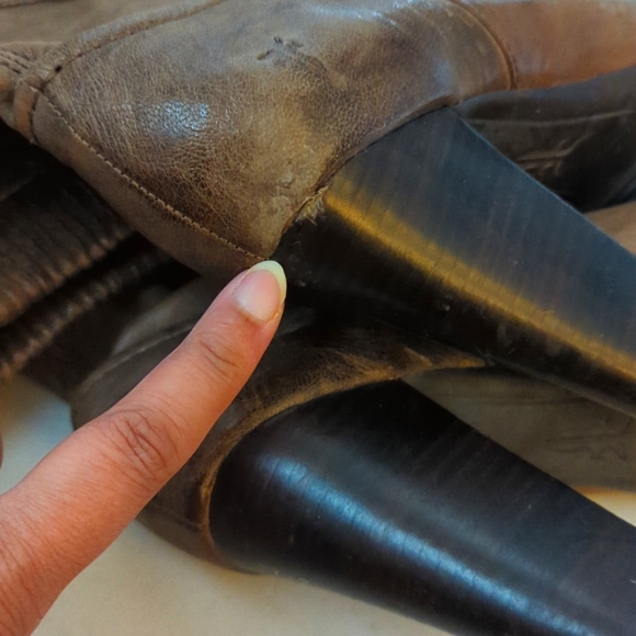 Frye Mimi Scrunch Leather Platform Heel Boot Taupe - Size 9.5 - LIKE NEW! - Picture 7 of 14